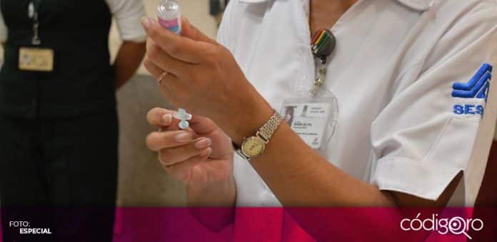 Clinicas salud vacunas influenza Ciudadanos acuden a las unidades de salud para aplicarse la vacuna contra la influenza. Foto: Especial