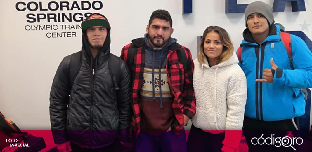 Luchadores de Querétaro viajan a Estados Unidos para campeonato internacional