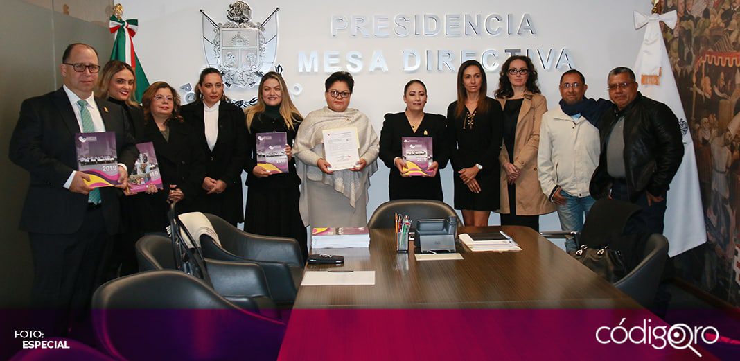 Presidenta del Congreso Local recibe informe de la titular de la DDHQ