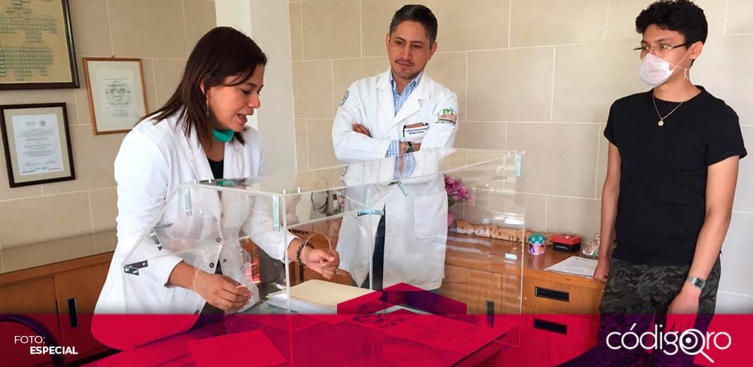 Universitarios diseñan cabinas de intubación para personal que atiende COVID-19