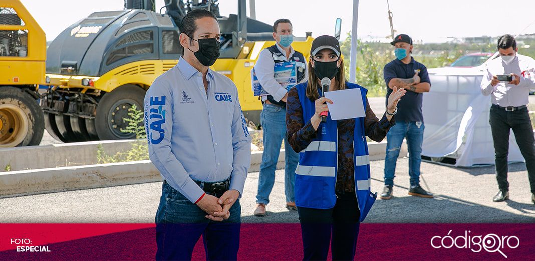 Gobernador de Querétaro supervisa obras de ampliación en carretera estatal 210