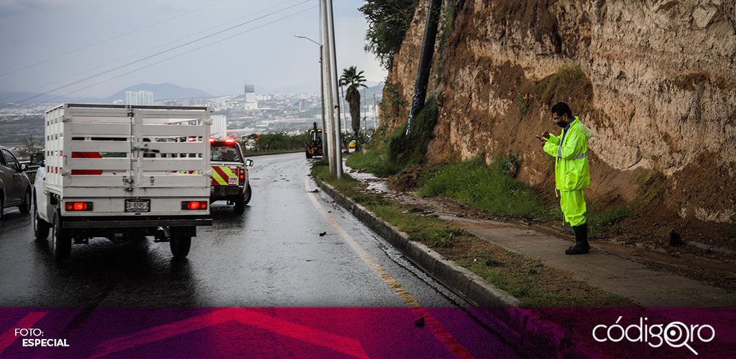 Lluvias arrastran material cerril en bulevar de la Nación