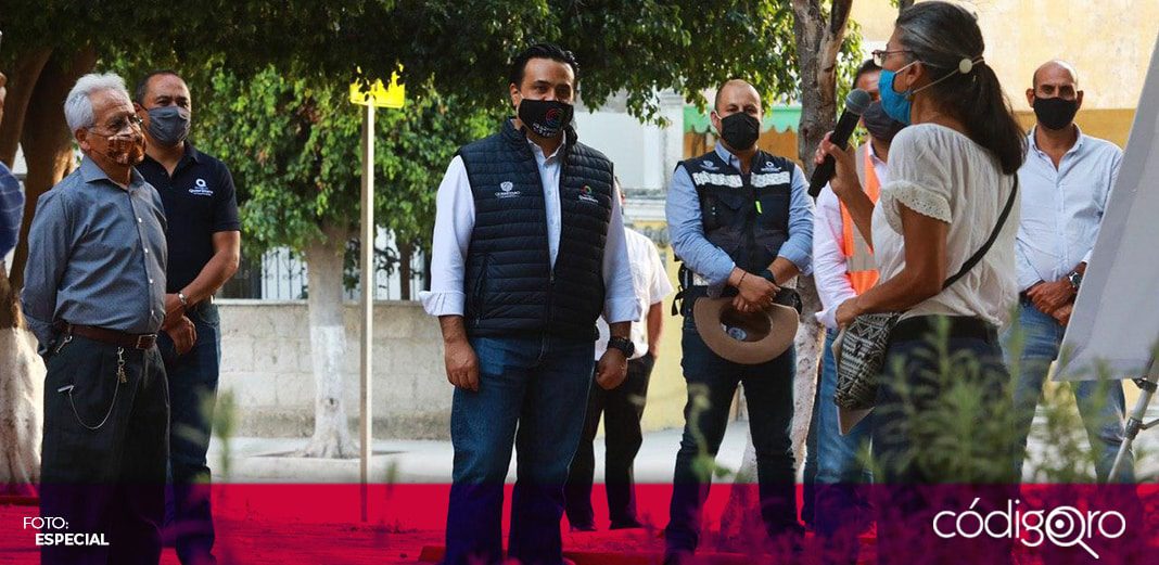 Luis Bernardo Nava supervisa obras públicas en la colonia Las Plazas
