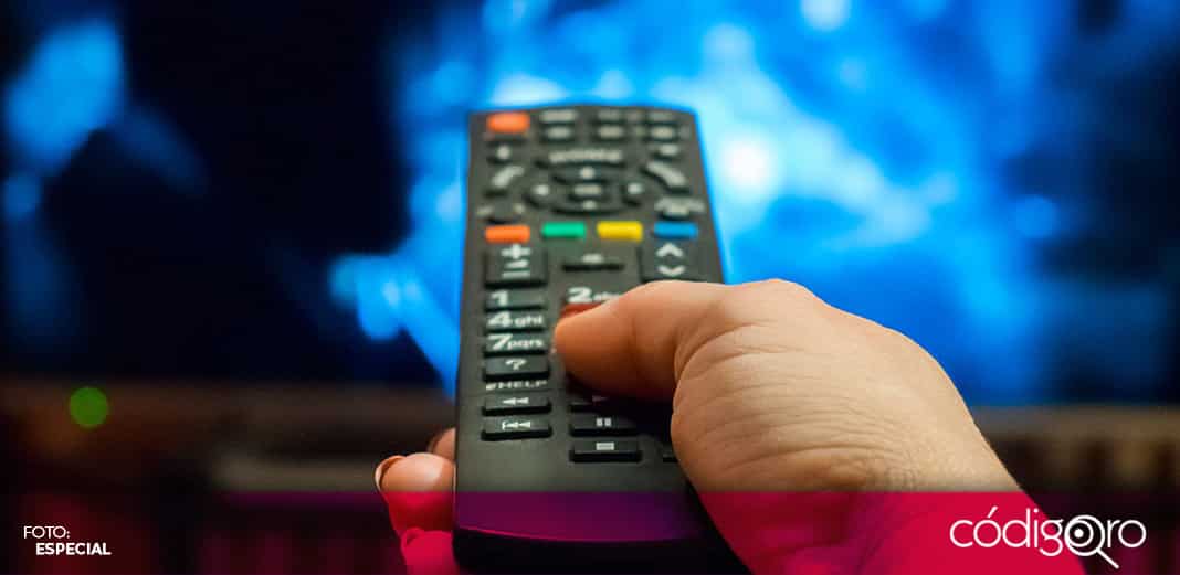 Tras acuerdo para transmitir clases, se disparan las acciones de Televisa y TV Azteca
