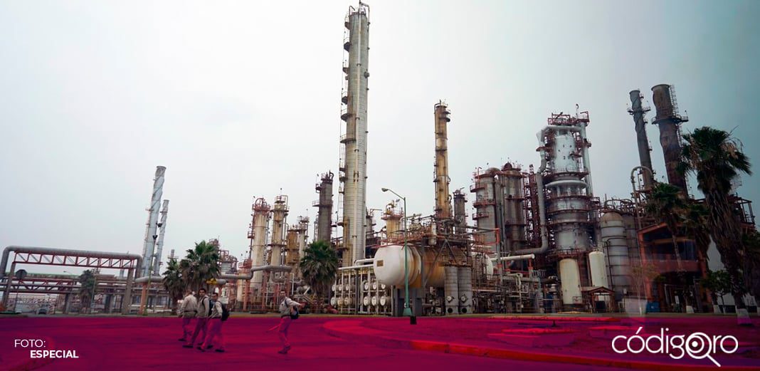 No se va a cerrar la Refinería de Cadereyta, se está modernizando: AMLO