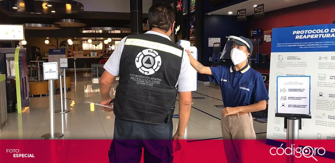Autoridades estatales y municipales supervisan medidas sanitarias en cines de Querétaro