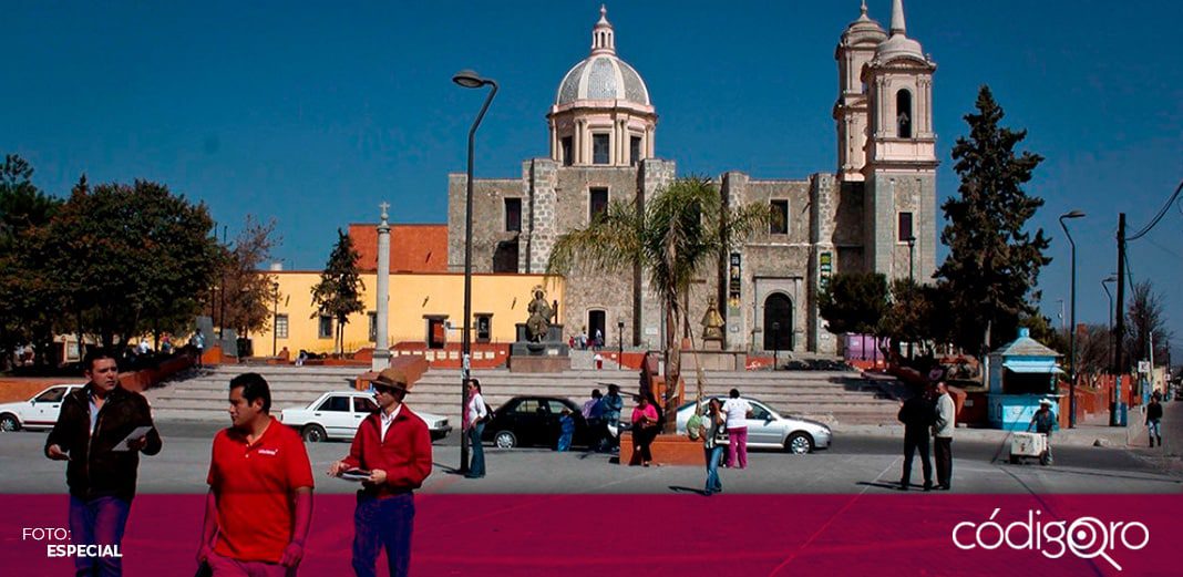 Alejandro Ochoa Valencia solicita licencia definitiva para renunciar al cargo