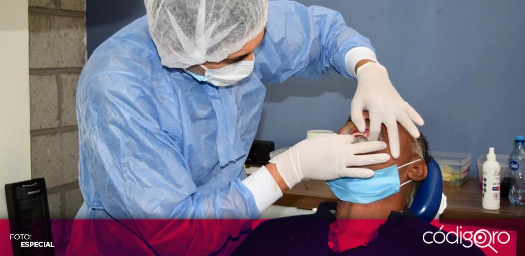DIF Estatal Querétaro y Beneficencia Pública otorgan prótesis dentales