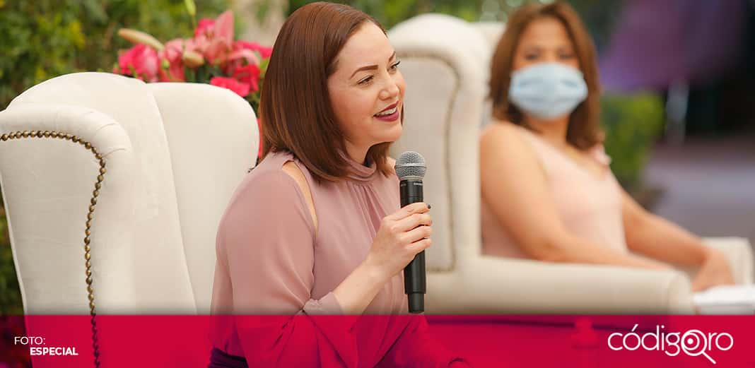 Karina Castro encabeza plática de sensibilización sobre cáncer de mama