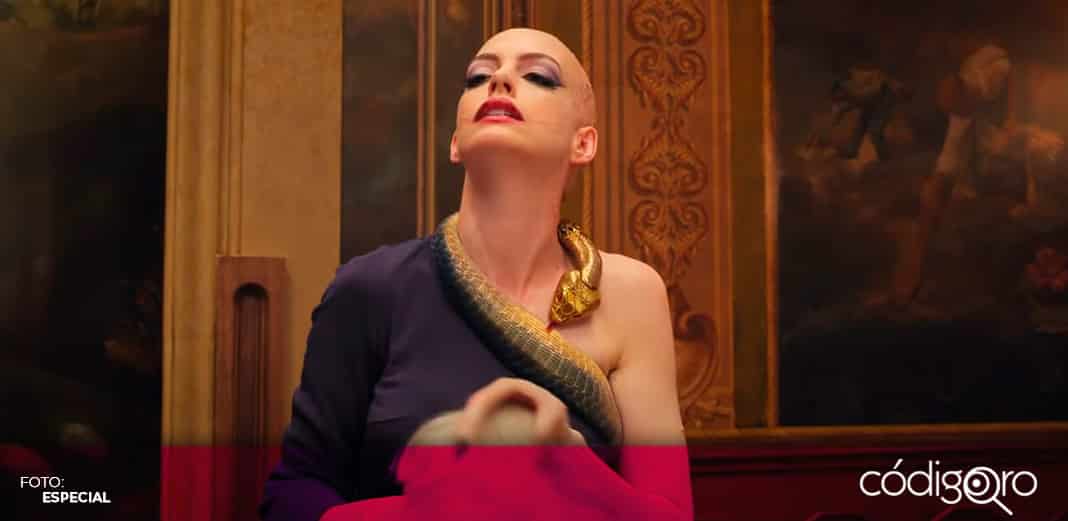 Anne Hathaway enciende las redes en el trailer del remake de ‘Las brujas’