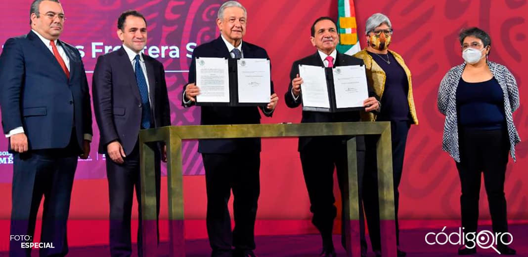 AMLO firma decreto para extender estímulos fiscales a la Frontera Sur