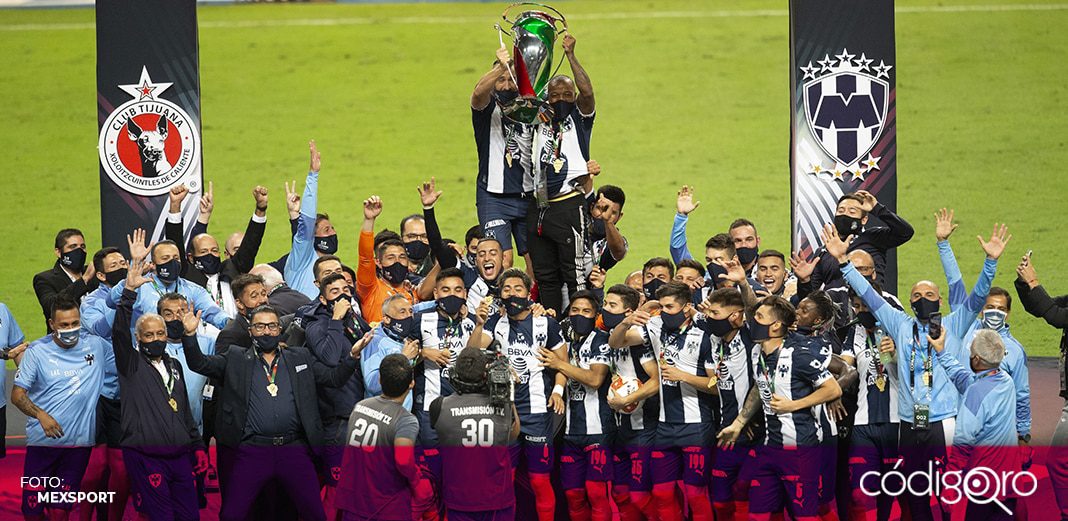 Con penal de Vincent Jansen, los Rayados de Monterrey alzan la Copa MX