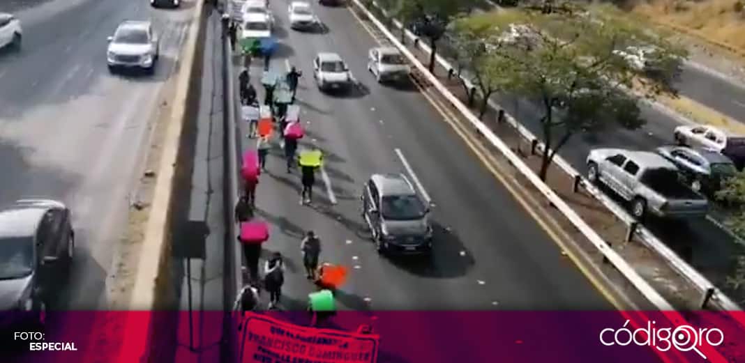 Ejidatarios marchan en Bernardo Quintana para exigir indemnización