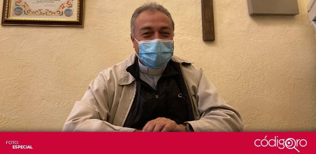 Papa Francisco no legitima una práctica homosexual: vicario
