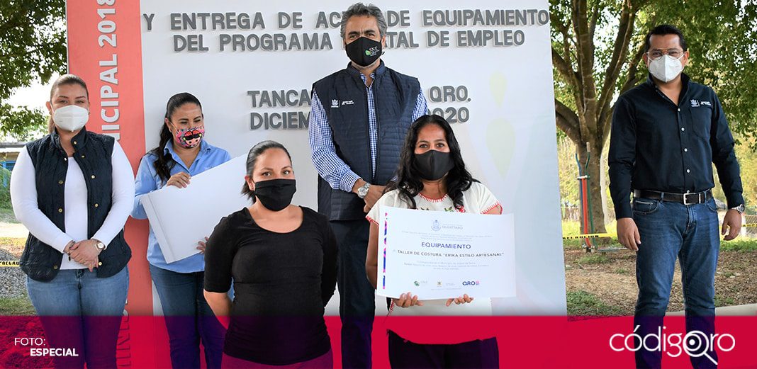 Secretaría del Trabajo entrega equipamiento a iniciativas productivas en Jalpan