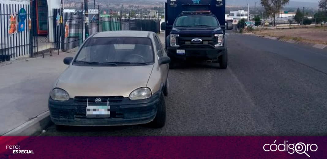 Policía Municipal de El Marqués recupera vehículo con reporte de robo