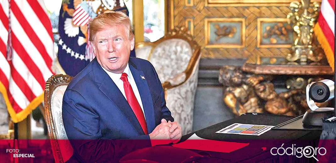 Trump firma decreto para priorizar la vacunación contra Covid-19