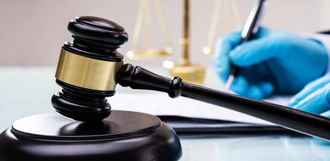 Abogados litigantes a la espera de audiencias virtuales