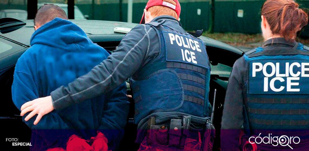 Juez bloquea prohibición de Biden contra las deportaciones