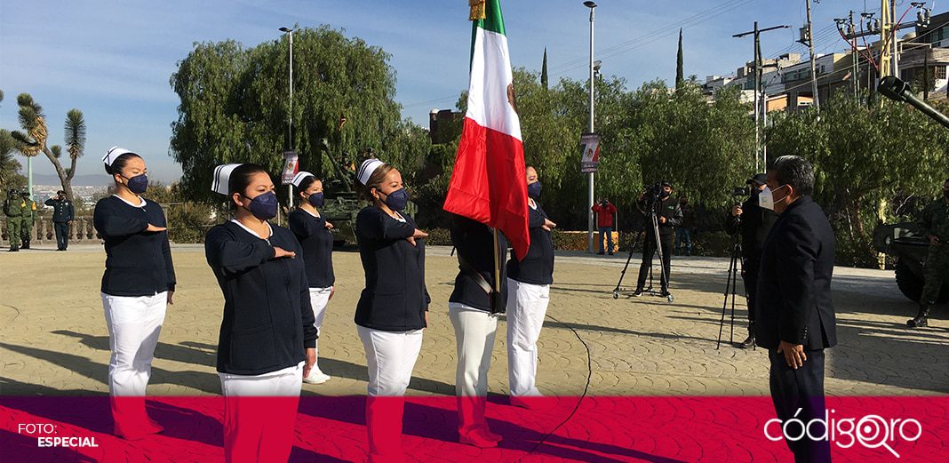 Reconocen a sectores salud y educativo en Día de la Bandera