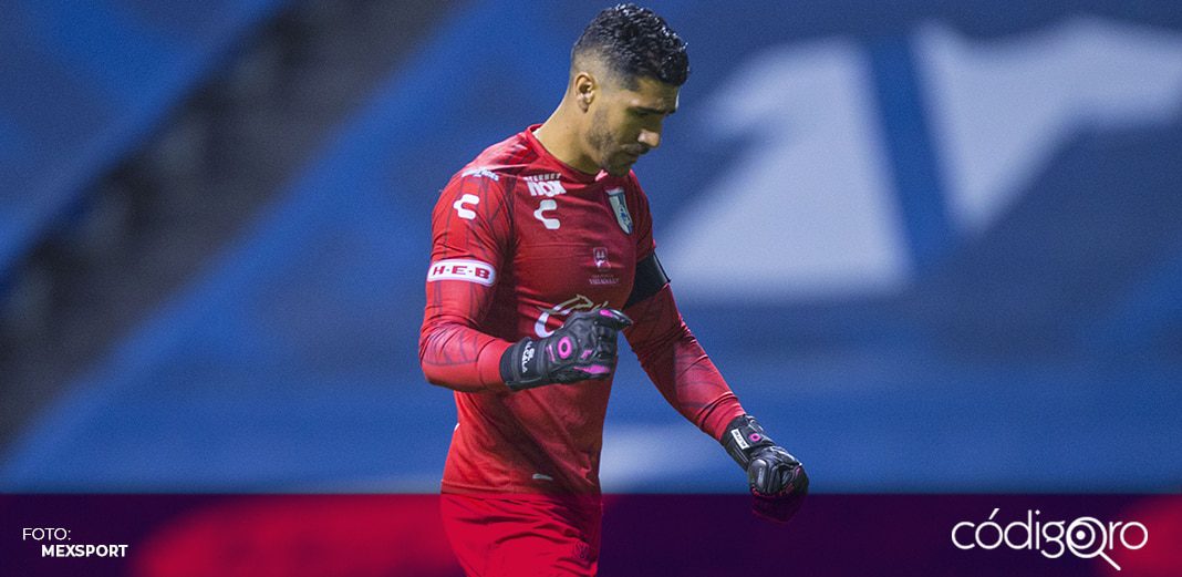 Gallos Blancos pierde a Gil Alcalá por una fractura en las costillas
