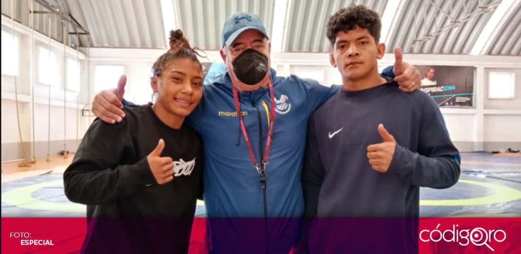 Luchadores ecuatorianos se prepararon en Querétaro