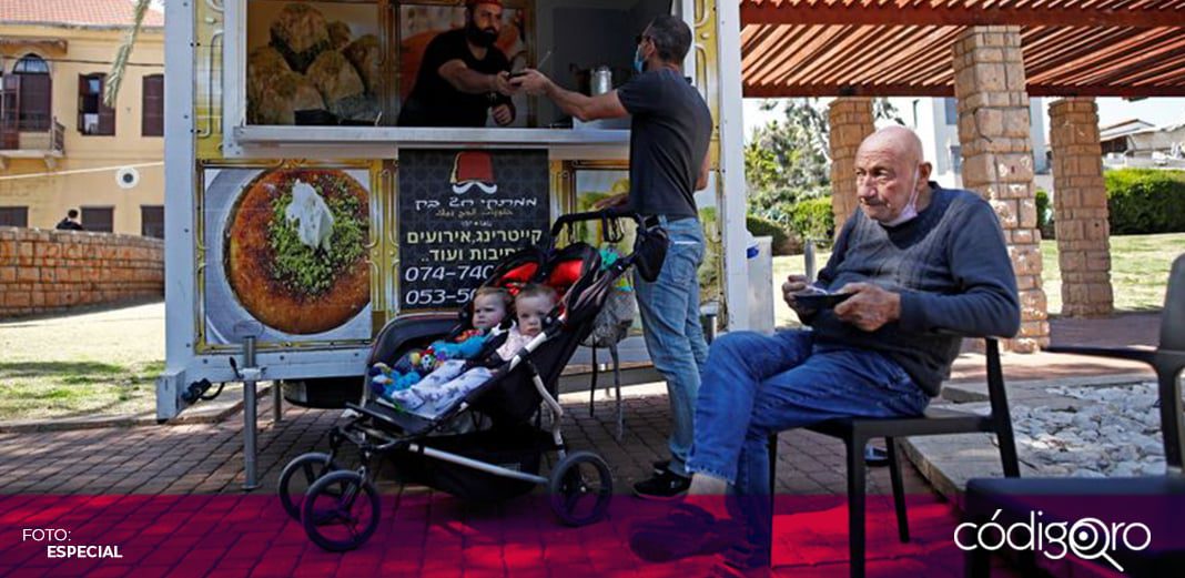En Tel Aviv impulsan con café, pizza y postres la vacunación contra Covid-19