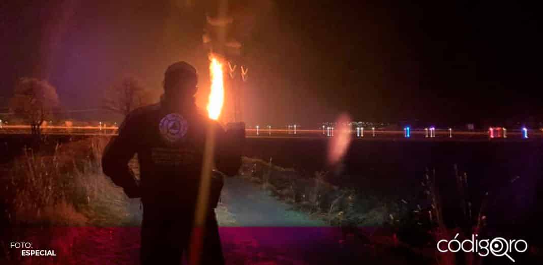 Se registra incendio en ducto de Pemex en San Juan del Río