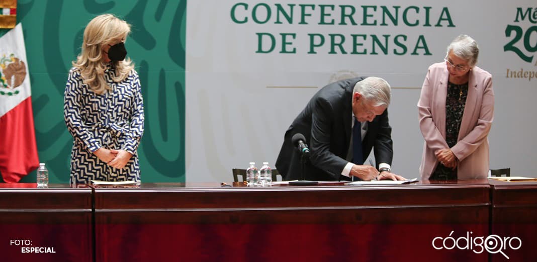 AMLO y gobernadores firman Acuerdo Nacional por la Democracia