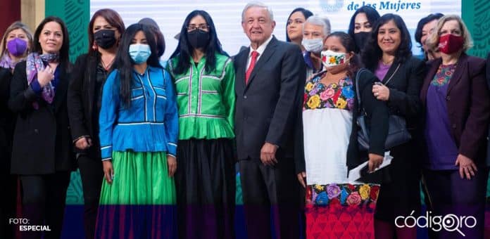 AMLO pacto con la oligarquia El presidente de México, Andrés Manuel López Obrador, acusó a
