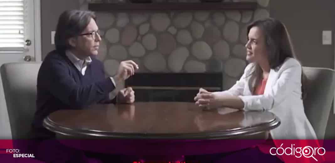Revelan video de Clara Luz Flores con Keith Raniere, líder de la secta NXIVM