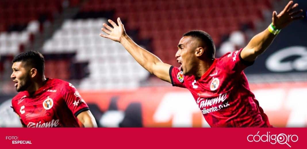 Fidel Martínez y los Xolos de Tijuana vencen a los Gallos Blancos