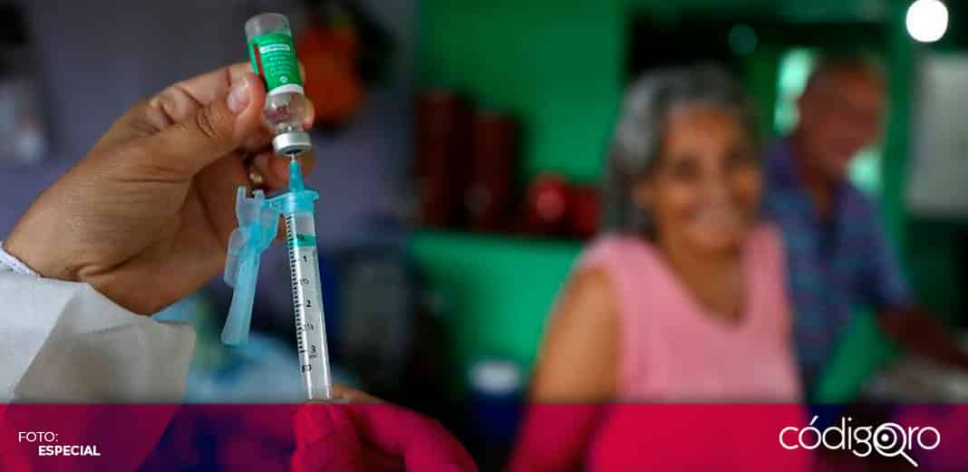 Vacunación a maestros arrancará en 5 estados con semáforo verde