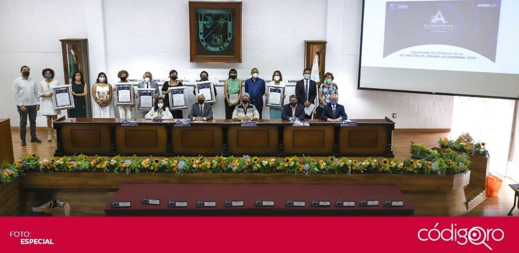 UAQ entrega Premios Alejandrina a la Investigación 2020