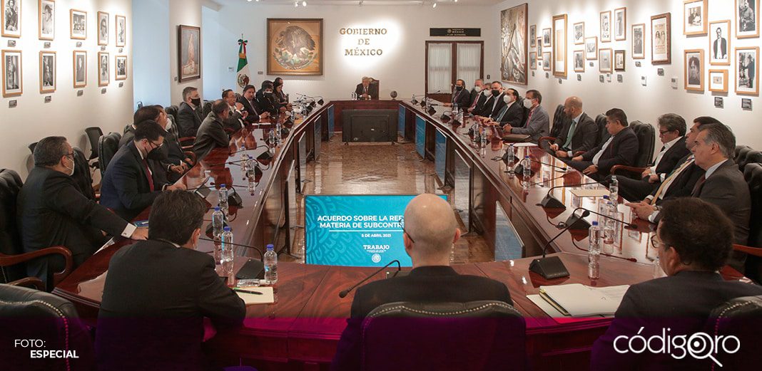 AMLO anuncia acuerdo entre líderes sindicales, empresariales y Gobierno sobre outsourcing y reparto de utilidades