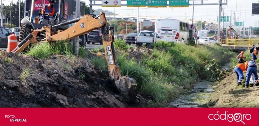 Continúa limpieza preventiva de drenes en el municipio de Querétaro