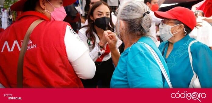 Maria Aleman adultos mayores sin familia La candidata del PRI a la presidencia municipal de Querétaro, María Alemán, propuso apoyar a adultos mayores sin familia. Foto: Especial