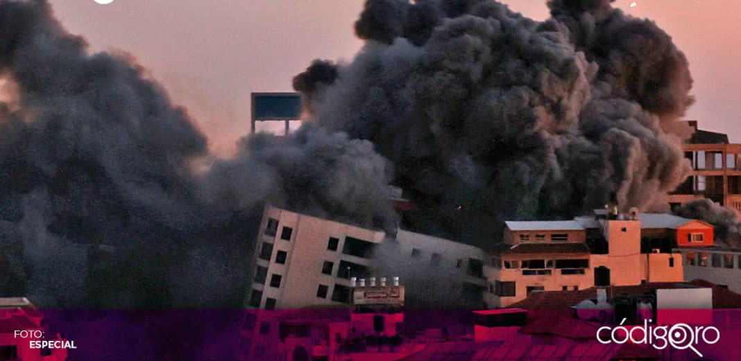 Cae edificio en Franja de Gaza tras bombardeo de Israel