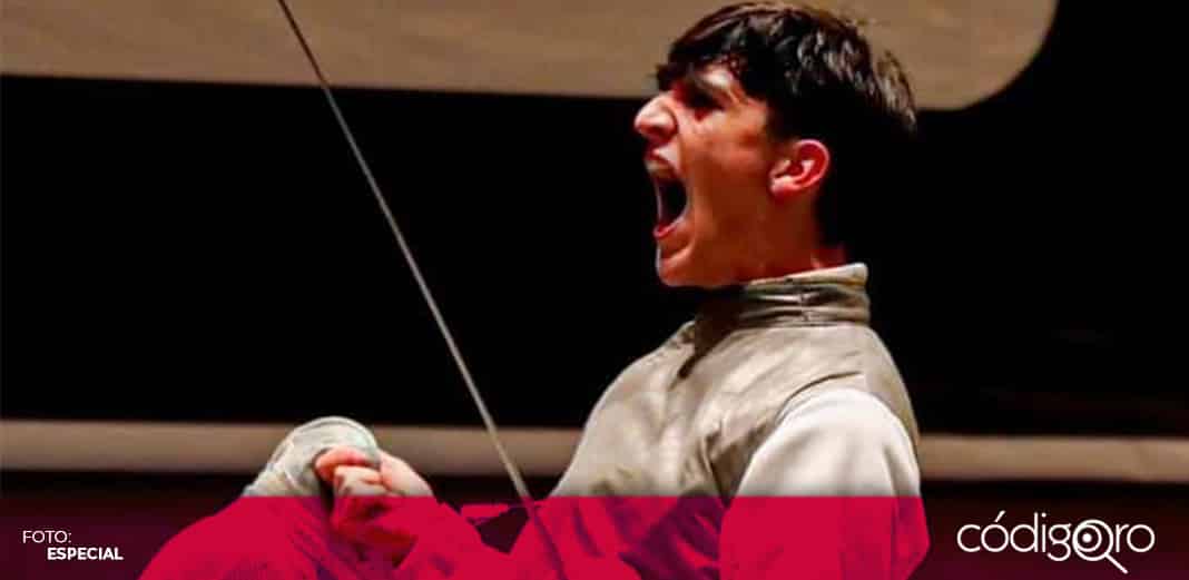 Máximo Azuela gana medalla de oro en Campeonato Nacional de Esgrima