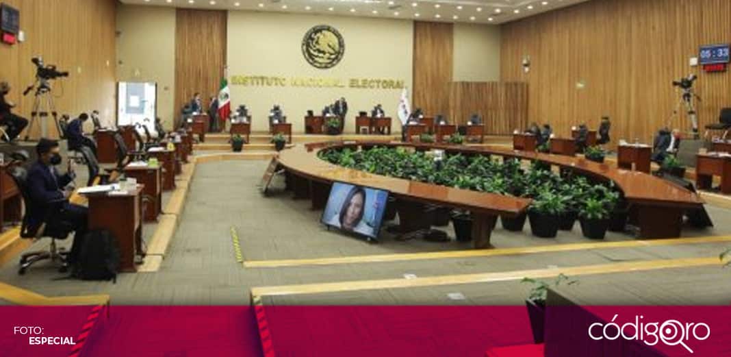 INE aprueba lineamientos para la revocación de mandato