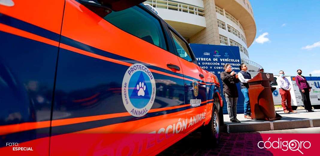 Entrega Nava vehículos a la Dirección de Cuidado, Control y Protección Animal