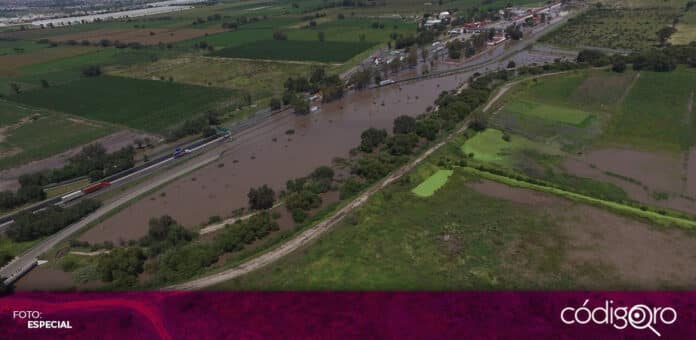 El Ejército Mexicano aplicó el Plan DN-III-E ante el desbordamiento del río Querétaro. Foto: Especial