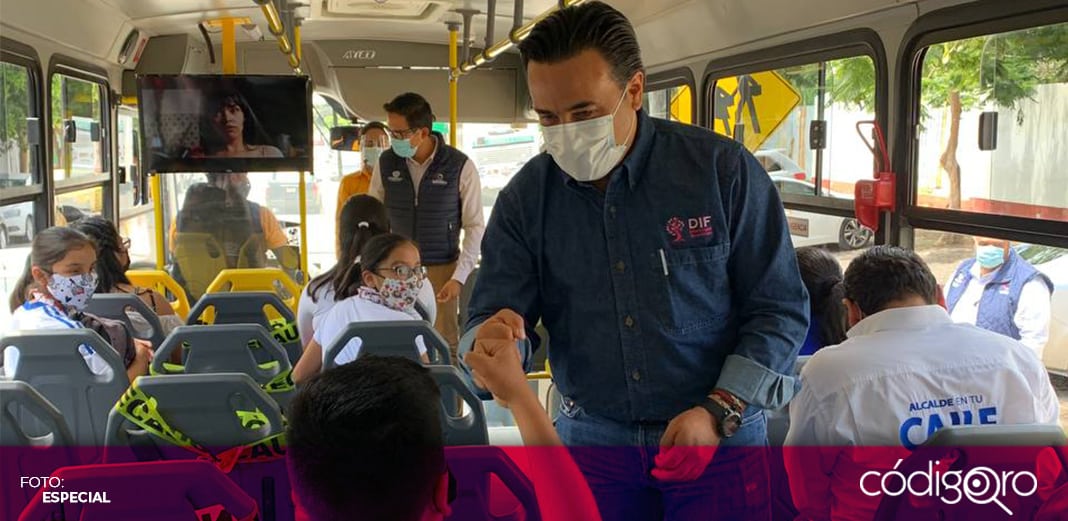 Supervisa Luis Bernardo Nava servicio de Transporte Escolar Gratuito