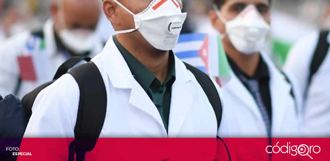 Acusan senadores del PAN fraude en contratación de médicos cubanos