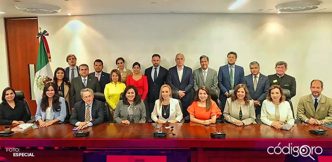 Comisión política del PAN se desmarca de reunión con líder de Vox