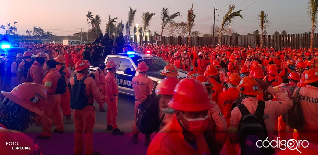 Reportan enfrentamiento entre trabajadores de Dos Bocas y policías