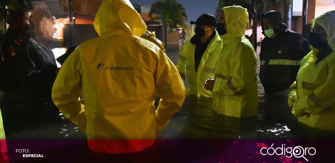 Alcalde de Corregidora recorre zonas afectadas por lluvia