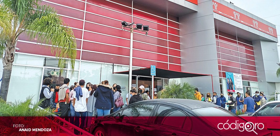 Toman instalaciones de Infonavit Querétaro para exigir respeto a convenios