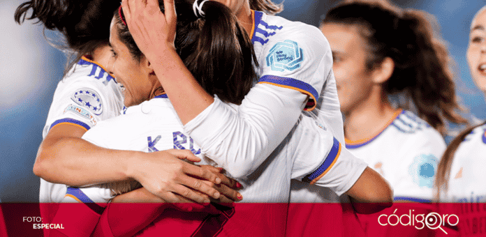 kenti-robles-real-madrid-femenil La mexicana Kenti Robles comenzó la jugada, Moller controló con delicadeza y su disparo terminó en la red
