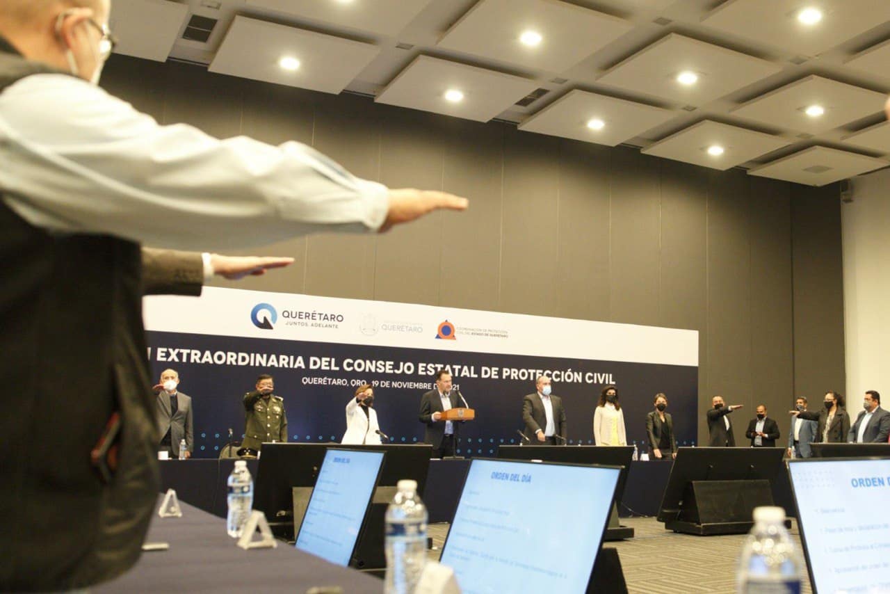 Mauricio Kuri tomó protesta a las y los integrantes